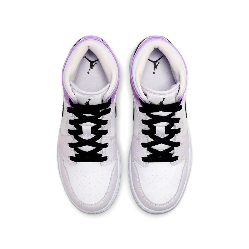 Air Jordan 1 Mid 'Barely Grape'